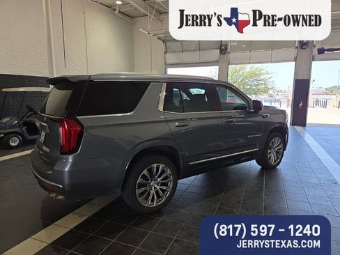 Used 2022 GMC Yukon Denali w/ Advanced Technology Package image 5