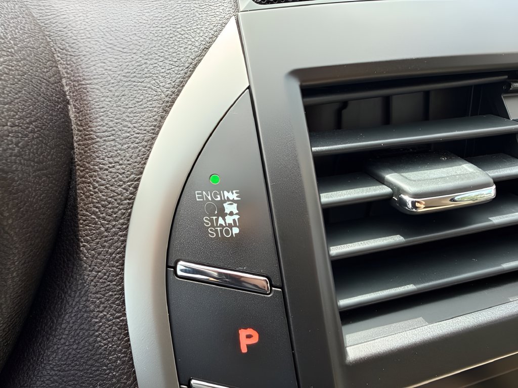 Used 2015 Lincoln MKC FWD w/ Equipment Group 101A Select image 19