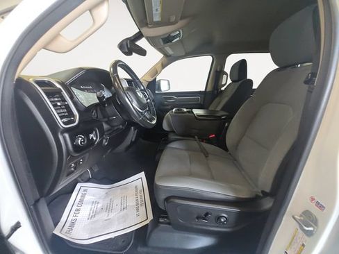 Used 2020 RAM 1500 Big Horn AWD/4WD image 11