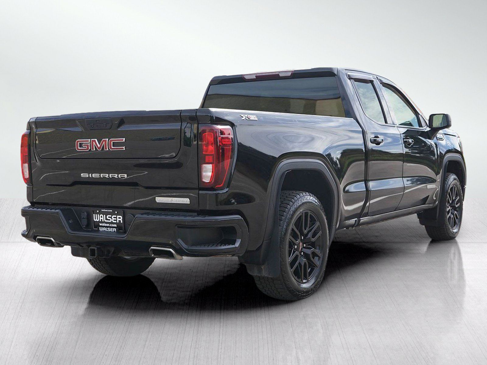 Used 2021 GMC Sierra 1500 Elevation w/ X31 Off-Road Package AWD/4WD image 5