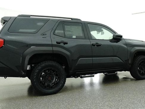 New 2026 Toyota 4Runner SR5 AWD/4WD image 15