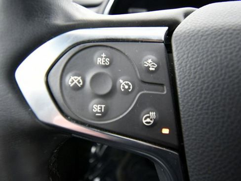 Used 2023 Chevrolet Traverse LT AWD/4WD image 22