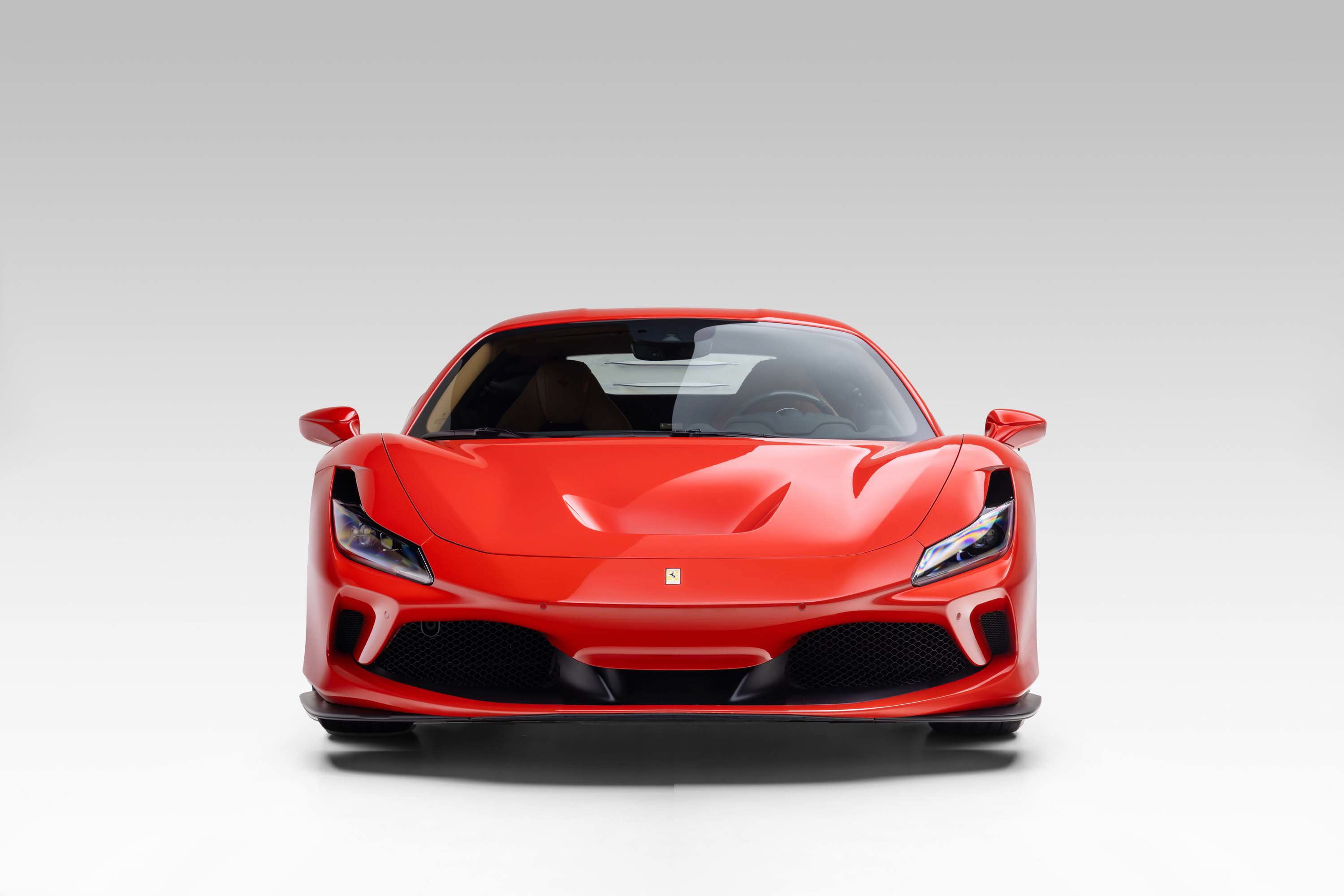 Certified 2020 Ferrari F8 Tributo RWD image 2