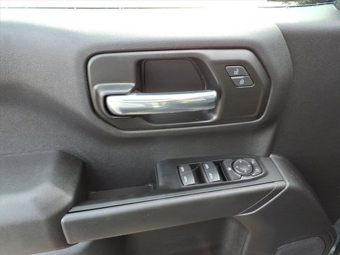 Used 2025 Chevrolet Silverado 1500 Custom Trail Boss image 10