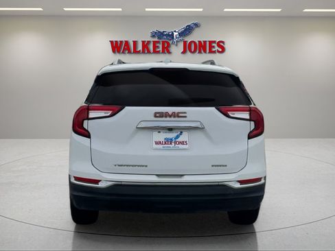 Used 2023 GMC Terrain SLT image 6