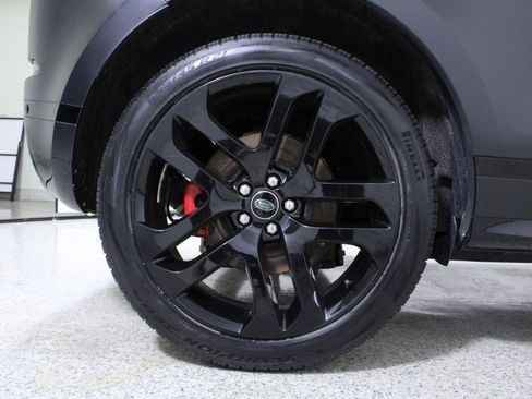 Used 2023 Land Rover Range Rover Evoque R-Dynamic SE image 8