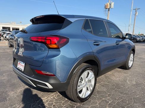 Used 2025 Buick Encore GX Preferred FWD image 3