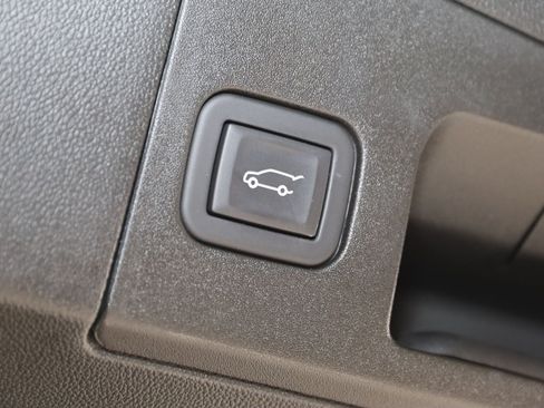 Used 2023 Cadillac XT5 Sportv w/ LPO, Floor Liner Package AWD/4WD image 51