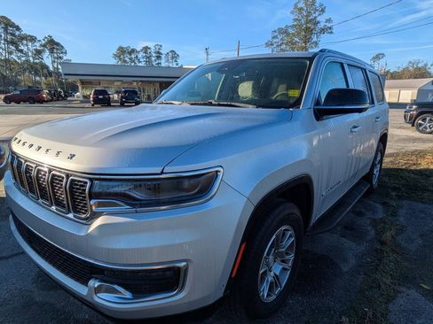New 2024 Jeep Wagoneer 2WD w/ Convenience Group I image 3