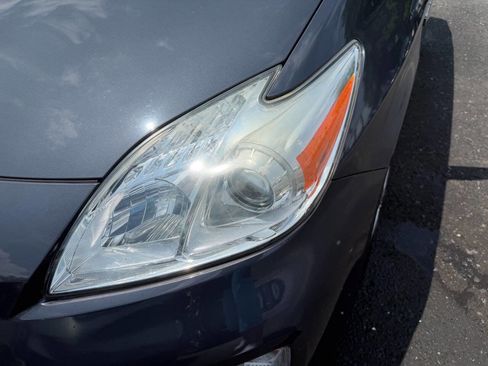 Used 2010 Toyota Prius FWD image 2