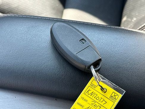 Used 2019 Nissan Murano SL AWD/4WD image 18