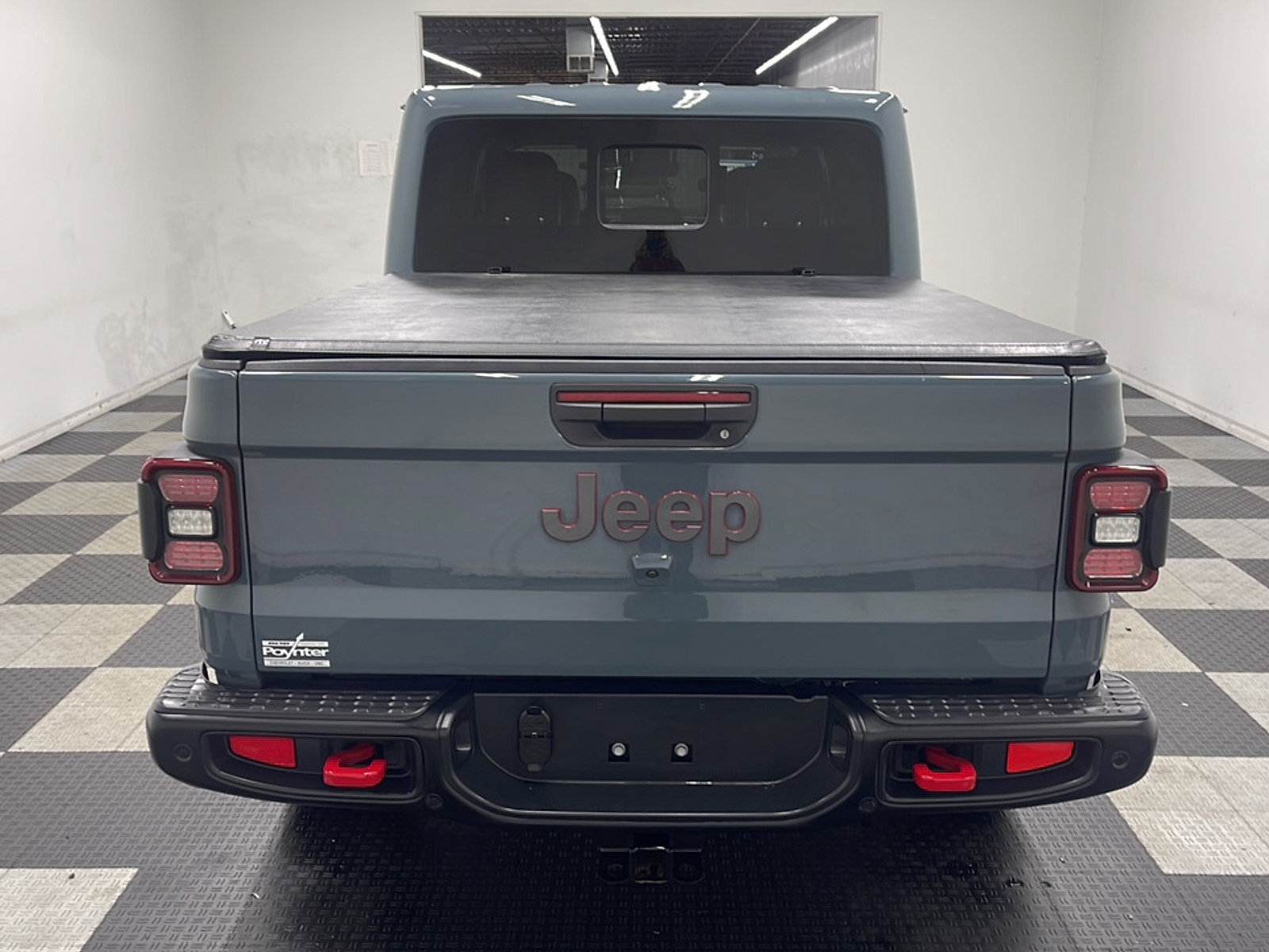 Used 2024 Jeep Gladiator Rubicon AWD/4WD image 18