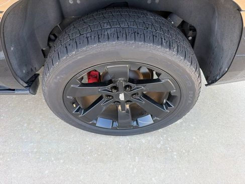 Used 2019 Cadillac Escalade Premium Luxury AWD/4WD image 9