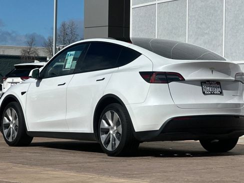 Used 2023 Tesla Model Y Long Range image 6