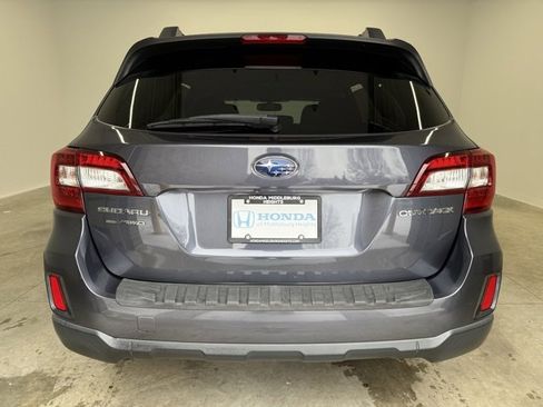 Used 2015 Subaru Outback 2.5i Premium image 6