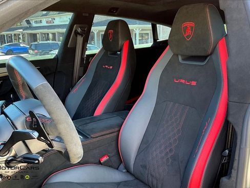 Used 2024 Lamborghini Urus Performante image 25