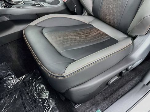 New 2026 Subaru Crosstrek 2.5i Limited w/ Crosstrek Mirror Package AWD/4WD image 19