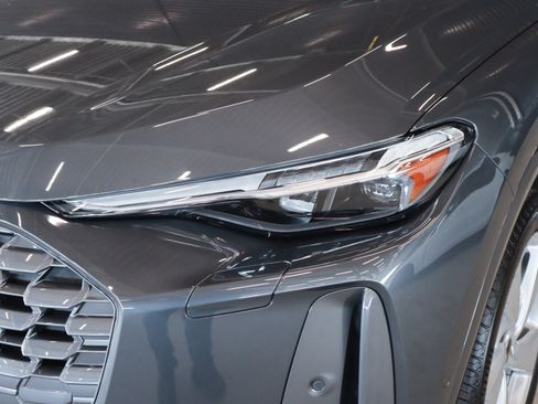 Certified 2025 Audi Q5 Premium Plus w/ Premium Plus image 13