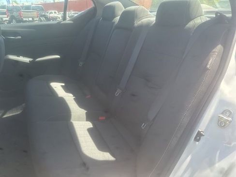 Used 2021 Nissan Altima 2.5 S w/ Driver Assist Package image 9