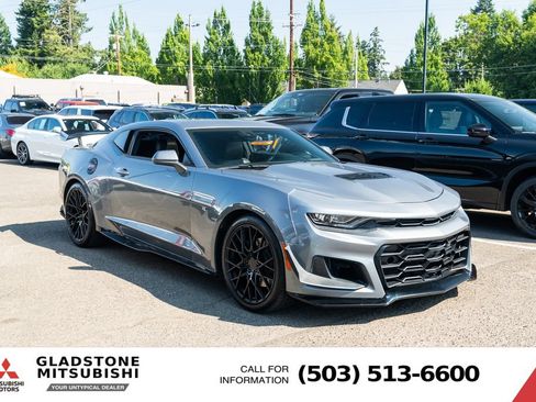 Used 2019 Chevrolet Camaro SS RWD image 23