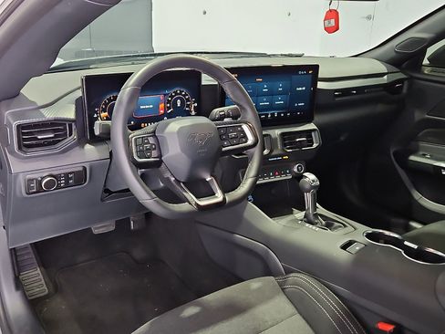 Used 2025 Ford Mustang GT image 10