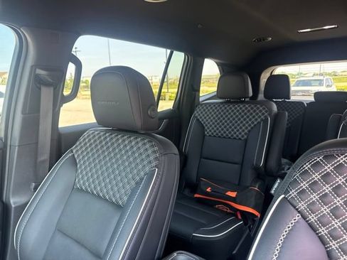 Used 2024 GMC Acadia Denali w/ LPO, Floor Liner Package AWD/4WD image 11