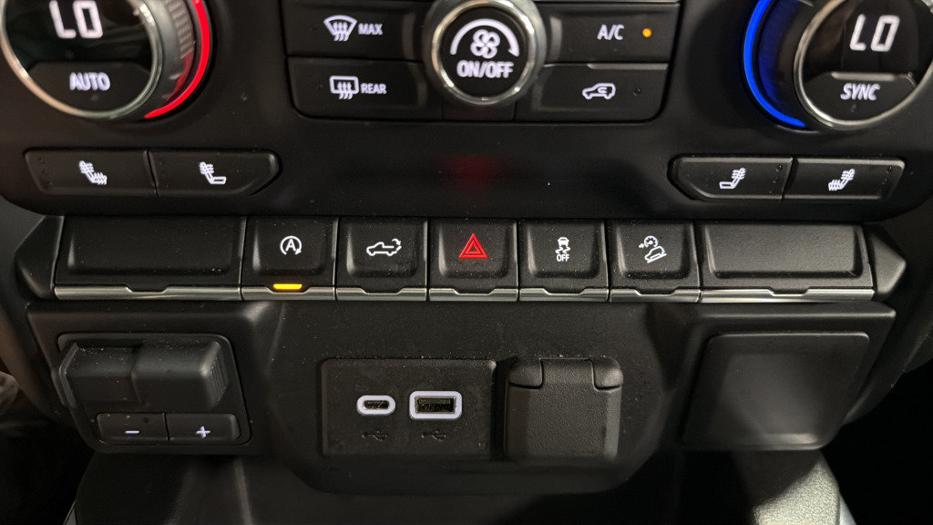 Used 2021 Chevrolet Silverado 1500 LT Trail Boss w/ Bed Protection Package AWD/4WD image 30