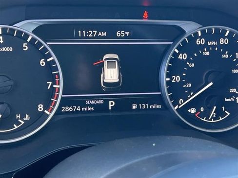 Used 2025 Nissan Pathfinder SV FWD image 16