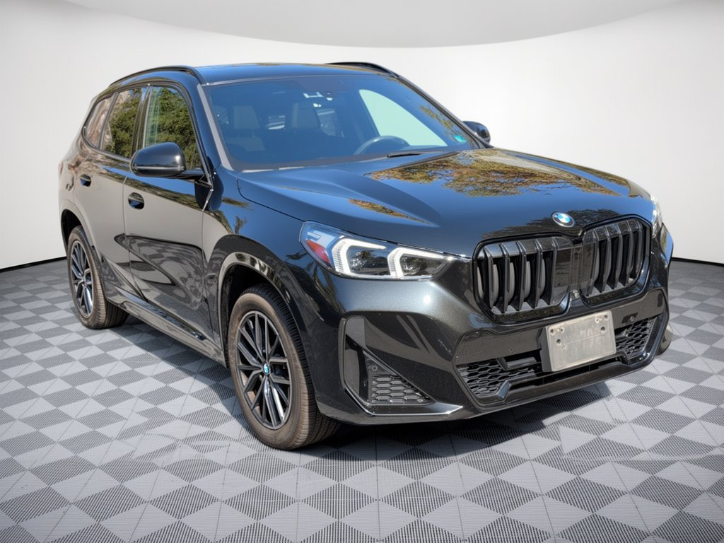 Used 2023 BMW X1 xDrive28i w/ Premium Package AWD/4WD image 7