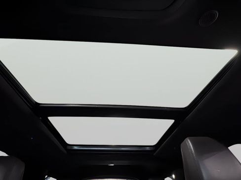 Used 2025 Ford Explorer Platinum w/ LUX Leather Package image 21