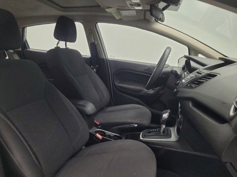 Used 2019 Ford Fiesta SE image 21