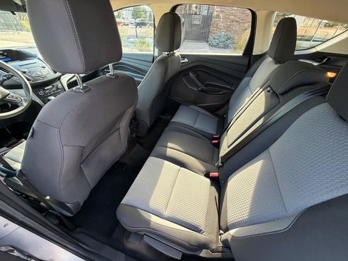 Used 2017 Ford Escape SE AWD/4WD image 10
