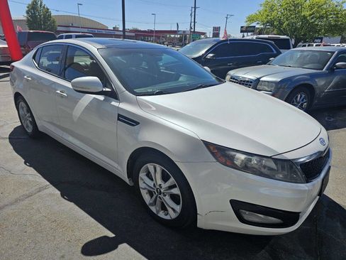 Used 2011 Kia Optima EX w/ Premium Pkg FWD image 8