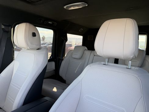 New 2026 Mercedes-Benz G 580 w/ EQ Technology image 17