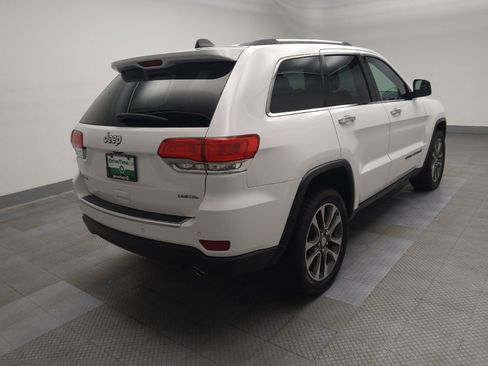 Used 2018 Jeep Grand Cherokee Limited AWD/4WD image 9