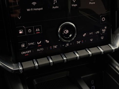 New 2025 GMC Acadia AT4 image 28