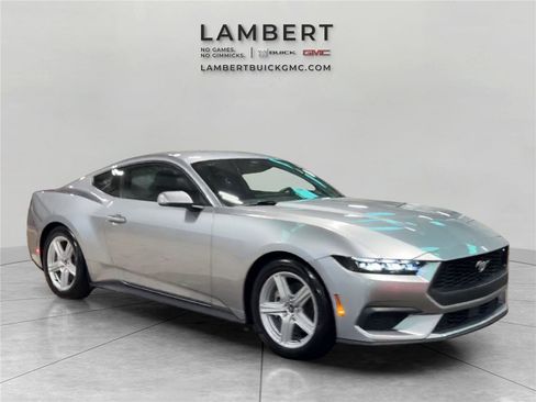 Used 2026 Ford Mustang Premium RWD image 7