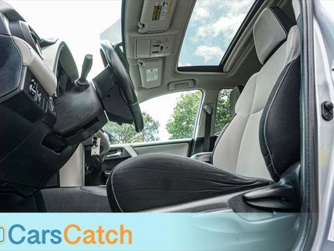 Used 2016 Toyota RAV4 XLE FWD image 18