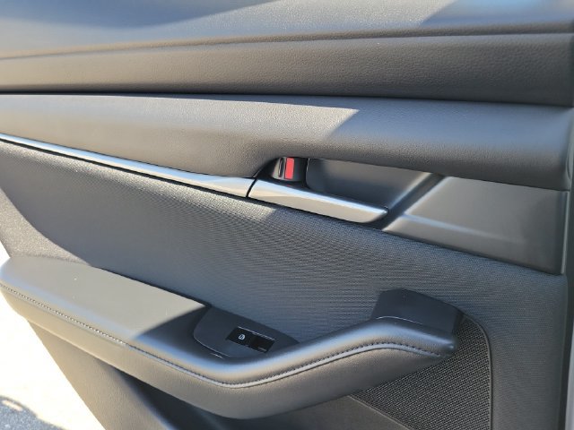 New 2026 MAZDA MAZDA3 s FWD image 22