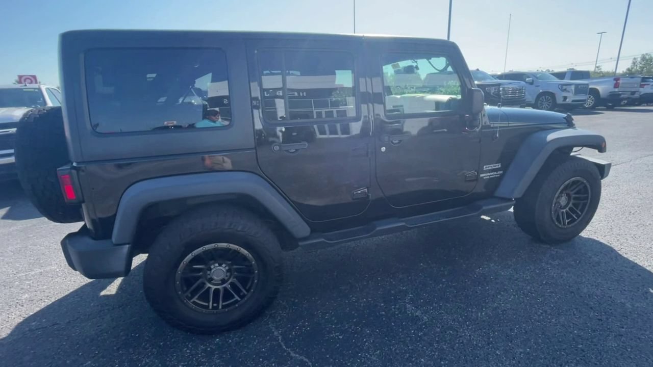 Used 2017 Jeep Wrangler Unlimited Sport w/ Quick Order Package 23S AWD/4WD image 2