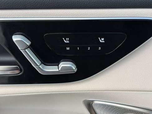 Certified 2026 Mercedes-Benz GLC 300 image 27
