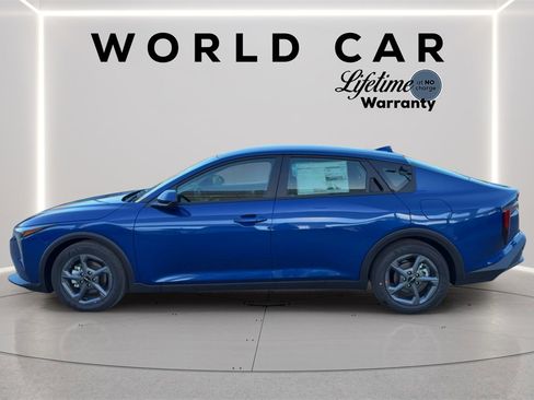 New 2025 Kia K4 LXS image 6