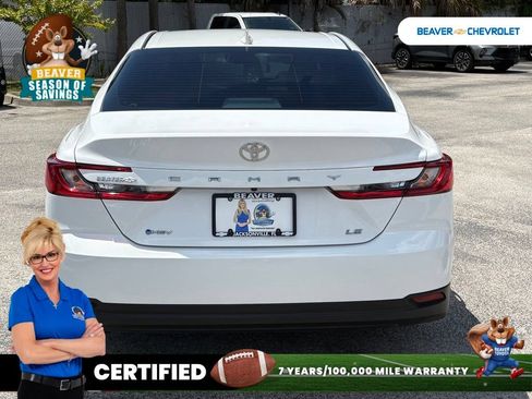 Used 2025 Toyota Camry LE FWD image 6