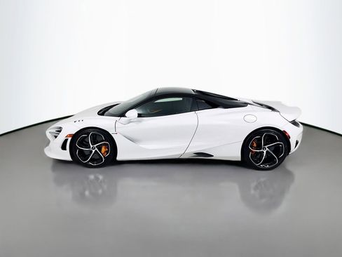 New 2026 McLaren 750S Spider RWD image 4