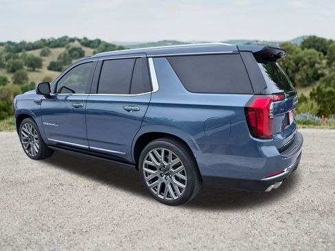 Certified 2025 GMC Yukon Denali Ultimate AWD/4WD image 8