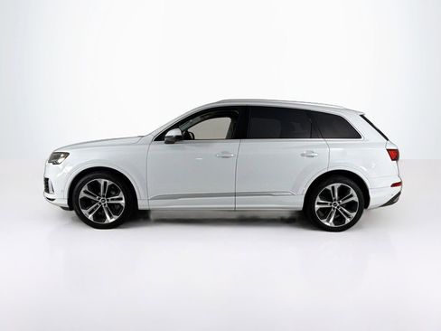 Used 2021 Audi Q7 3.0T Prestige image 2
