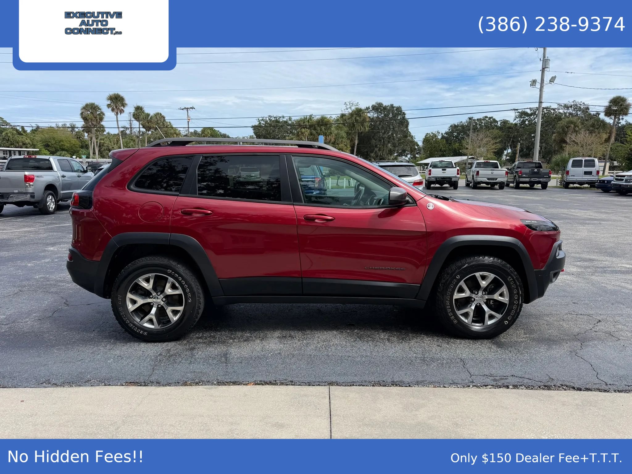 Used 2014 Jeep Cherokee Trailhawk w/ Comfort/Convenience Group AWD/4WD image 4