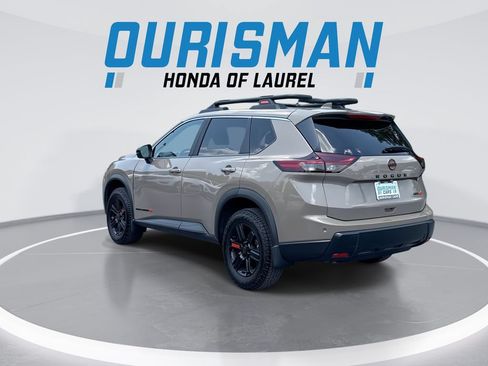 Used 2025 Nissan Rogue SV w/ Rock Creek Premium Package AWD/4WD image 6