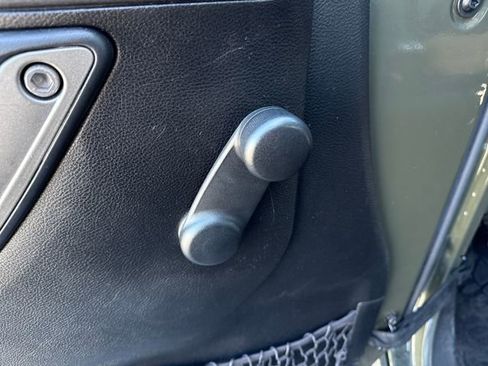 Used 2015 Jeep Wrangler Sport image 22