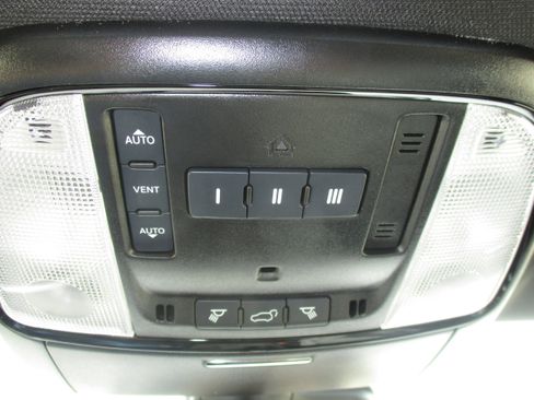 Used 2024 Dodge Durango GT AWD/4WD image 33